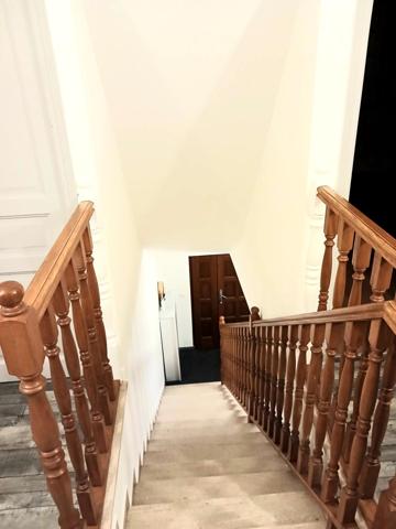 Maison à BONDY, 93140 - 7 pièces 184m²