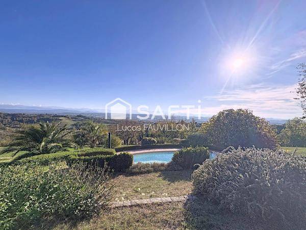 Maison de 294 m²  Vue panoramique sur les Pyrénées