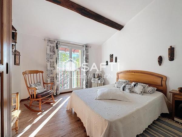 Maison de 294 m²  Vue panoramique sur les Pyrénées