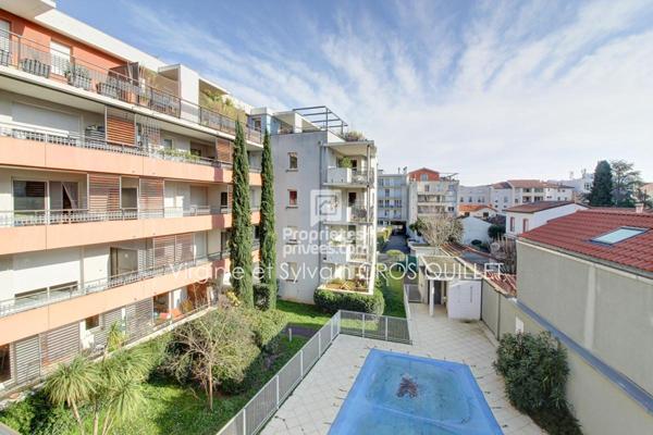 Appartement T3 68 m2 +BELLE TERRASSE