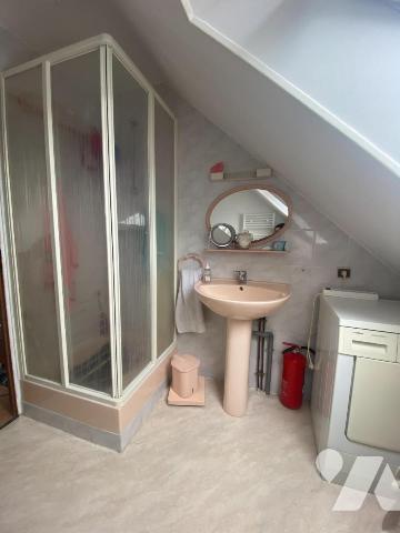 A VENDRE - IMMEUBLE DE RAPPORT - ST HILAIRE DU MAINE