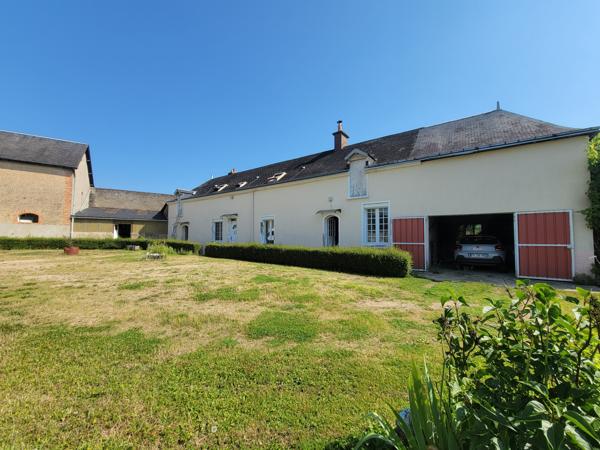 Maison
         6 pièces
        - 151 m² 294 000 € *