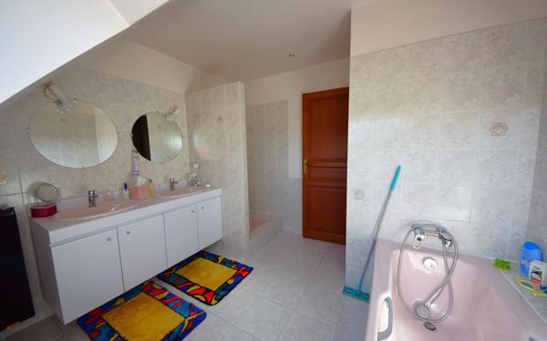 Maison à vendre    6 pièces •  Saint-Germain-lès-Corbeil