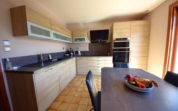 Maison à vendre    6 pièces •  Saint-Germain-lès-Corbeil