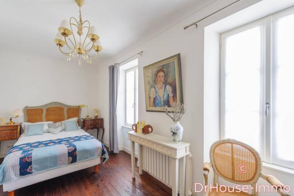 Maison à vendre 10 pièces de 250 m²
