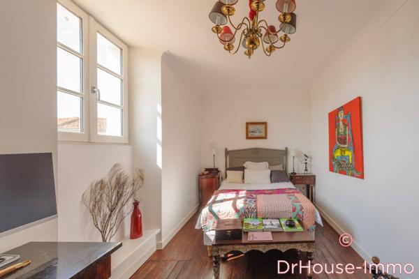 Maison à vendre 10 pièces de 250 m²