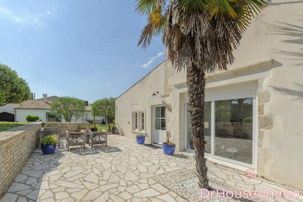 Maison à vendre 10 pièces de 250 m²