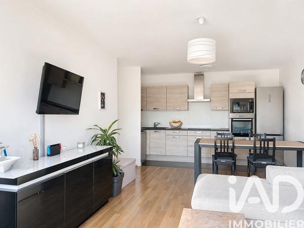 Appartement à vendre 4 pièces 71 m² Saint-Cyr-l'École