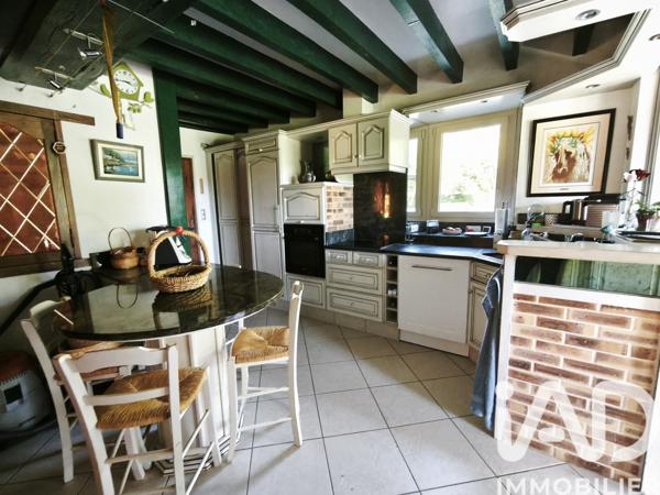 Maison à vendre 9 pièces 266 m² Saint-Georges-Buttavent
