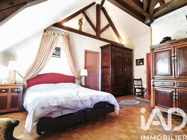 Maison à vendre 9 pièces 266 m² Saint-Georges-Buttavent