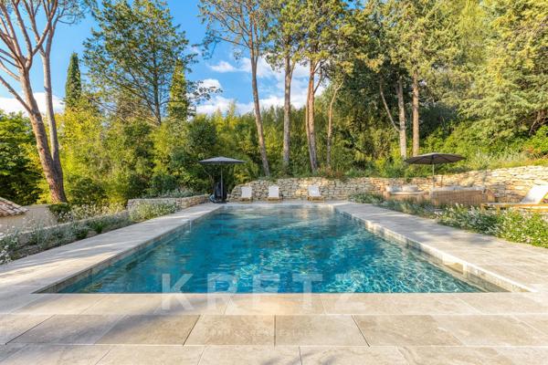 LE THOLONET_ VILLA D'EXCEPTION DE 300 M2, 5 CHAMBRES AU PIED DE LA SAINTE-VICTOIRE