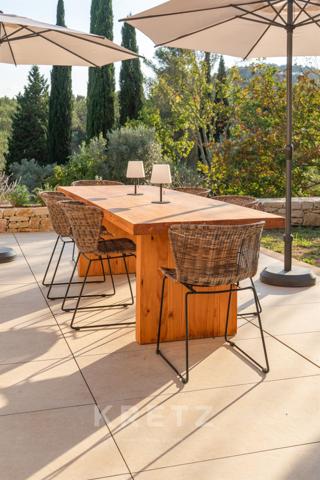 LE THOLONET_ VILLA D'EXCEPTION DE 300 M2, 5 CHAMBRES AU PIED DE LA SAINTE-VICTOIRE