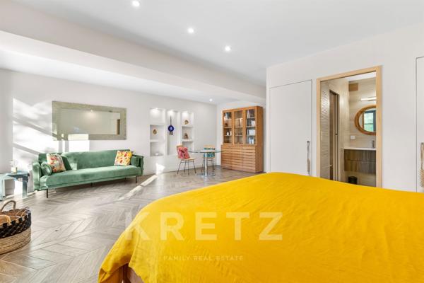 LE THOLONET_ VILLA D'EXCEPTION DE 300 M2, 5 CHAMBRES AU PIED DE LA SAINTE-VICTOIRE
