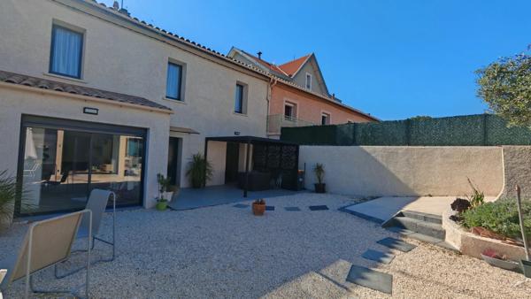 Propriete à vendre constituée de 2 maisons individuelles à BALARUC LES BAINS (34)