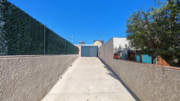 Propriete à vendre constituée de 2 maisons individuelles à BALARUC LES BAINS (34)