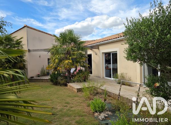 Maison à vendre 6 pièces 150 m² Mornac