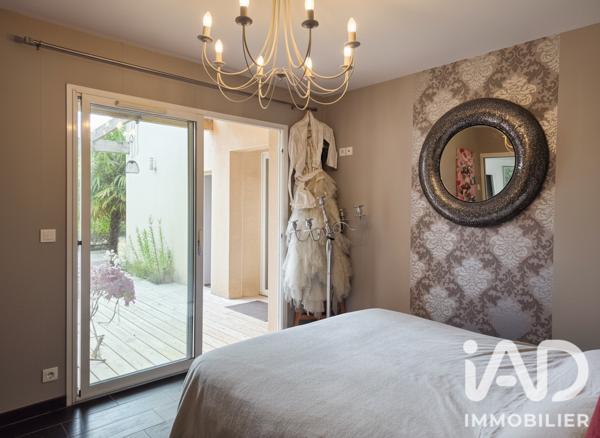 Maison à vendre 6 pièces 150 m² Mornac