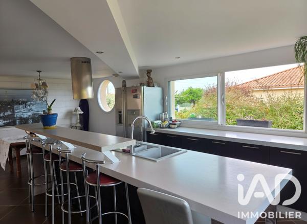 Maison à vendre 6 pièces 150 m² Mornac