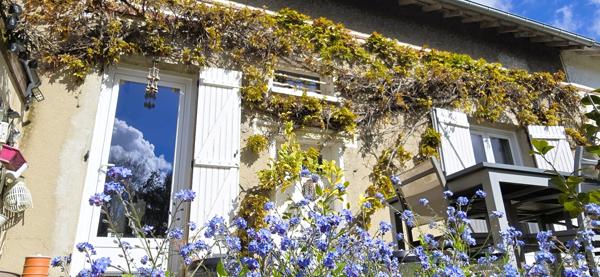 Très belle maison de ville des années 30 rénovée avec charme, centre et gare à pieds !