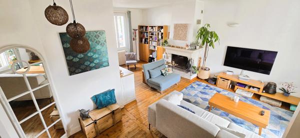 Très belle maison de ville des années 30 rénovée avec charme, centre et gare à pieds !