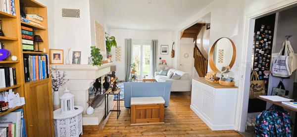 Très belle maison de ville des années 30 rénovée avec charme, centre et gare à pieds !