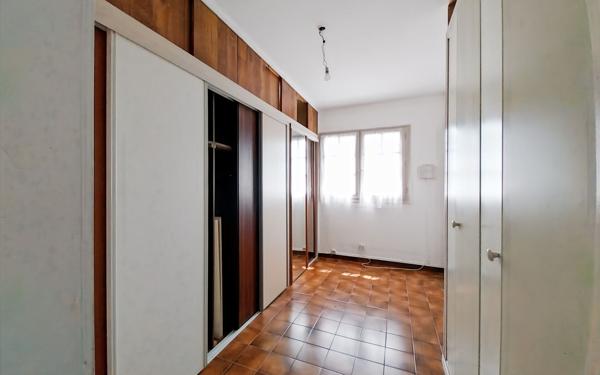 Maison à vendre    5 pièces •  Marseillan