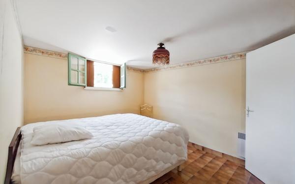 Maison à vendre    5 pièces •  Marseillan