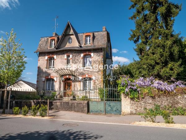 Maison à POUANCE, 49420 - 10 pièces 190m²