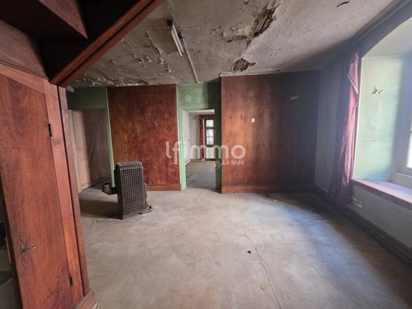 Immeuble mixte à rénover à Thann 68800