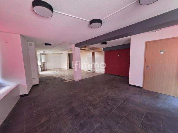 Immeuble mixte à rénover à Thann 68800