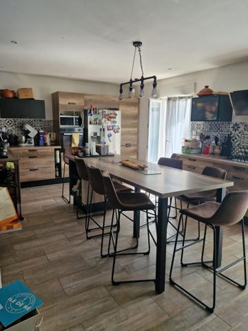 MAISON 290m² hab. - 11 PIECES