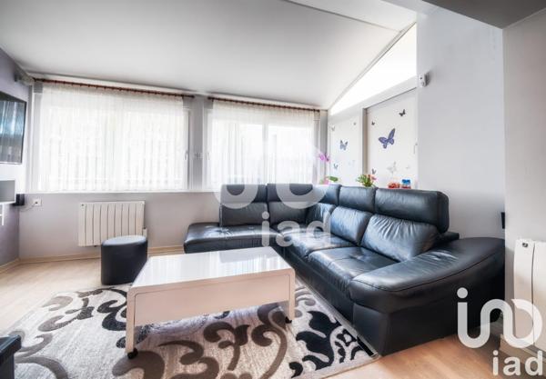 Maison à vendre 6 pièces 187 m² Saint-Julien-en-Genevois