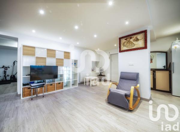 Maison à vendre 6 pièces 187 m² Saint-Julien-en-Genevois