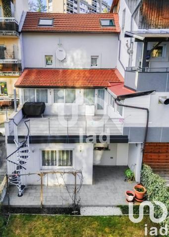 Maison à vendre 6 pièces 187 m² Saint-Julien-en-Genevois