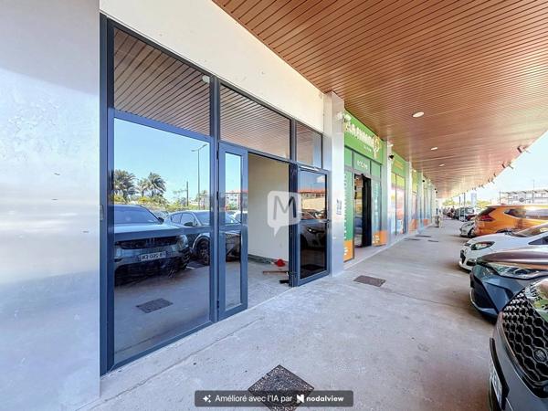 Dpt (Guyane) , à louer CAYENNE local de 49 m² au rez-de-chaussée