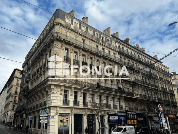 À vendre Appartement 4 pièces 106.96 m² - Marseille 13001