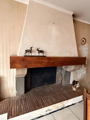 Maison en pierre, 65m², 2 chambres avec garage et dépendance, 29 500 €