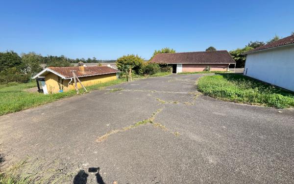 Maison à vendre    7 pièces •  Habas