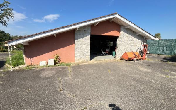 Maison à vendre    7 pièces •  Habas