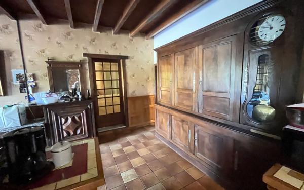 Maison à vendre    7 pièces •  Habas