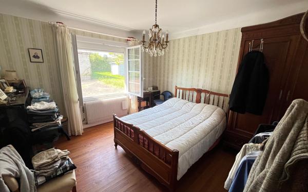 Maison à vendre    7 pièces •  Habas