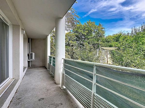 AVIGNON T2 33 M² CLIMATISE AVEC BALCON PROCHE REMPARTS