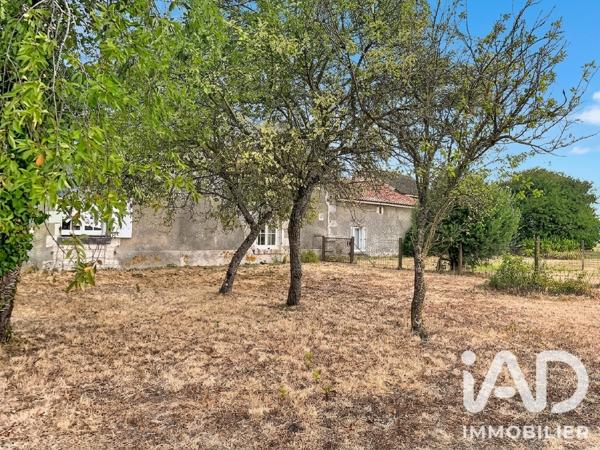 Maison à vendre 6 pièces 136 m² Saint-Gervais-les-Trois-Clochers