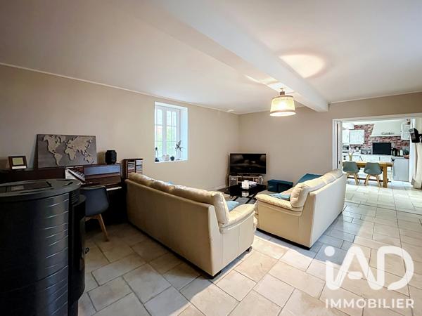 Maison à vendre 6 pièces 136 m² Saint-Gervais-les-Trois-Clochers