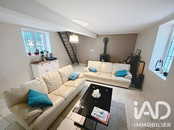 Maison à vendre 6 pièces 136 m² Saint-Gervais-les-Trois-Clochers