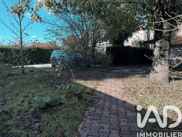 Immeuble à vendre 120 m² Jonzac