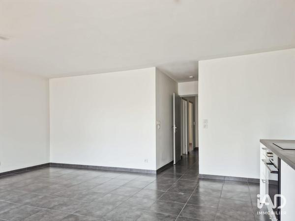 Location appartement 3 pièces 69 m² Bassens