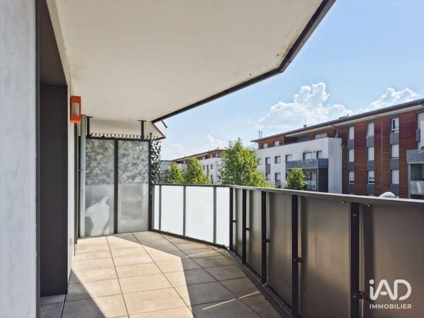 Location appartement 3 pièces 69 m² Bassens