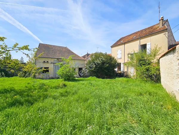 Maison Marines 8 pièce(s) 161.81 m2