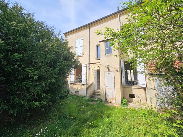 Maison Marines 8 pièce(s) 161.81 m2